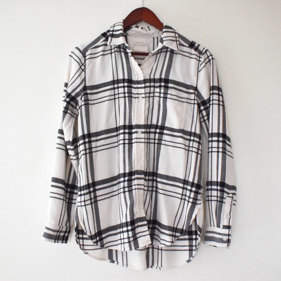 American Eagle black & white plaid boyfriend fit flannel size XS - Picture 1 of 5